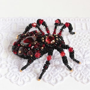 Black Garnet Spider brooch Halloween gift Ruby Red Embroidered brooch Spider jewelry pin Halloween brooch Beaded insect brooch