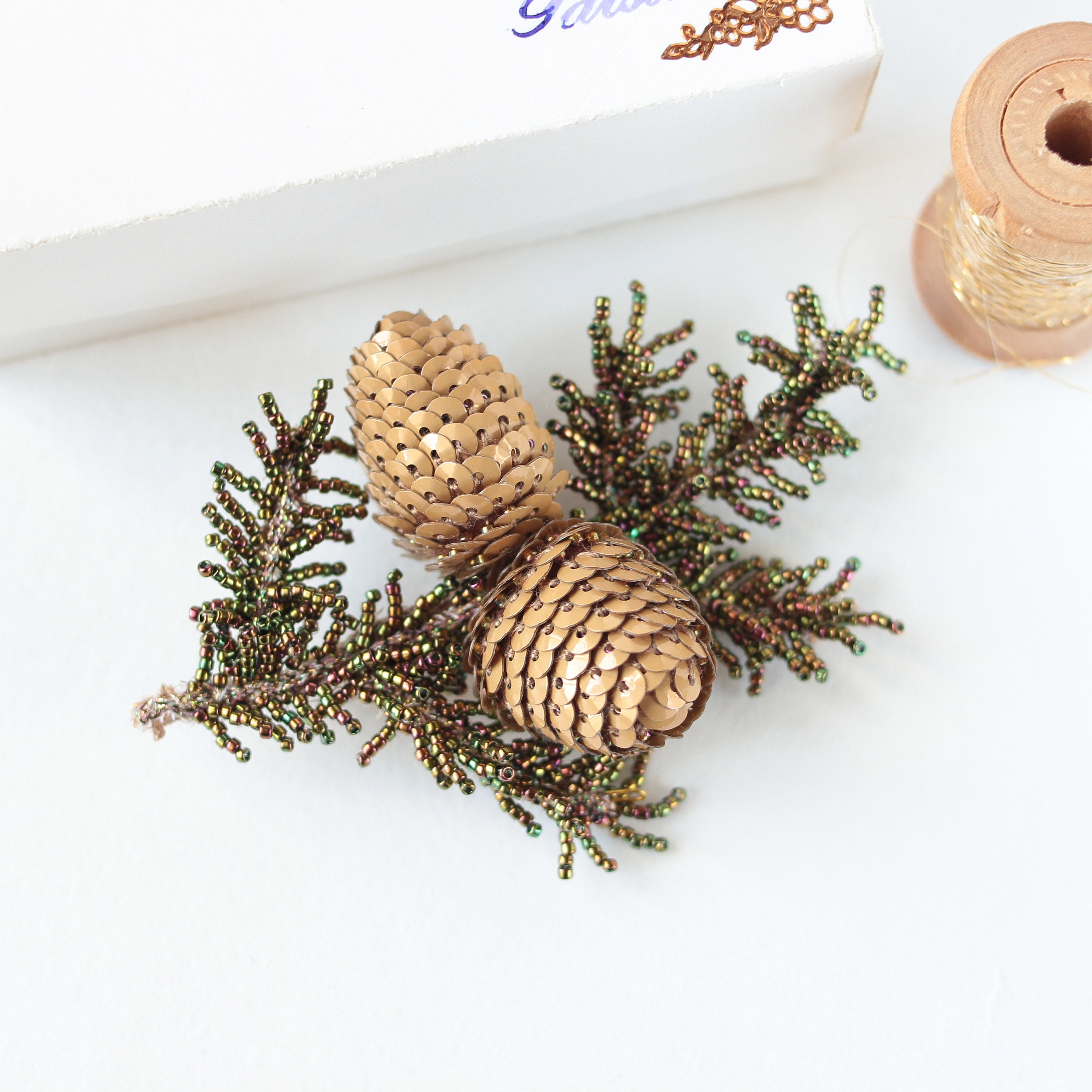 Handmade brooch Christmas tree made of beads🎄🥰 : r/crafts