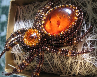 Spider brooch Embroidered beaded pin Halloween gift Spider jewelry  Halloween brooch Spider pin Beaded insect brooch
