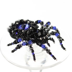 Black Blue Crystal spider jewelry Gothic Spider brooch Halloween gift Embroidered brooch Spider pin Halloween brooch Beaded insect brooch