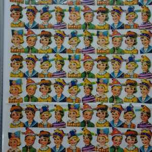 RARA FOLHA COMPLETA 80 Vintage Austríaco Heller Corte Retalhos de papel Crianças em Chapéus de Festa