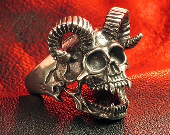 Devil's Skull Ring for Men, Skull Jewelry, Satanic Ring for Women, Occult Jewelry, Sterling Silver Men's Skull Ring, Goth Ring, Biker Ring