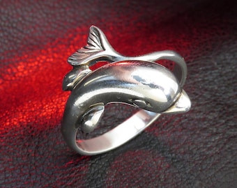 Cute Dolphin Ring, Sterling Silver, Dolphin Jewelry