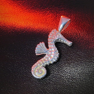 Colgante de caballito de mar de plata esterlina, joyería oceánica