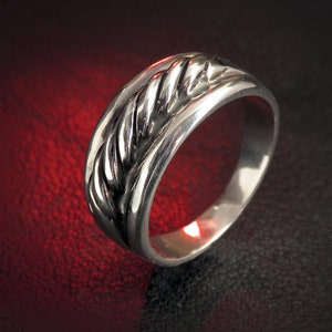 Anillo trenzado de plata de ley / Estilo vikingo de herencia nórdica / Hecho a mano con plata 925, regalo ecológico