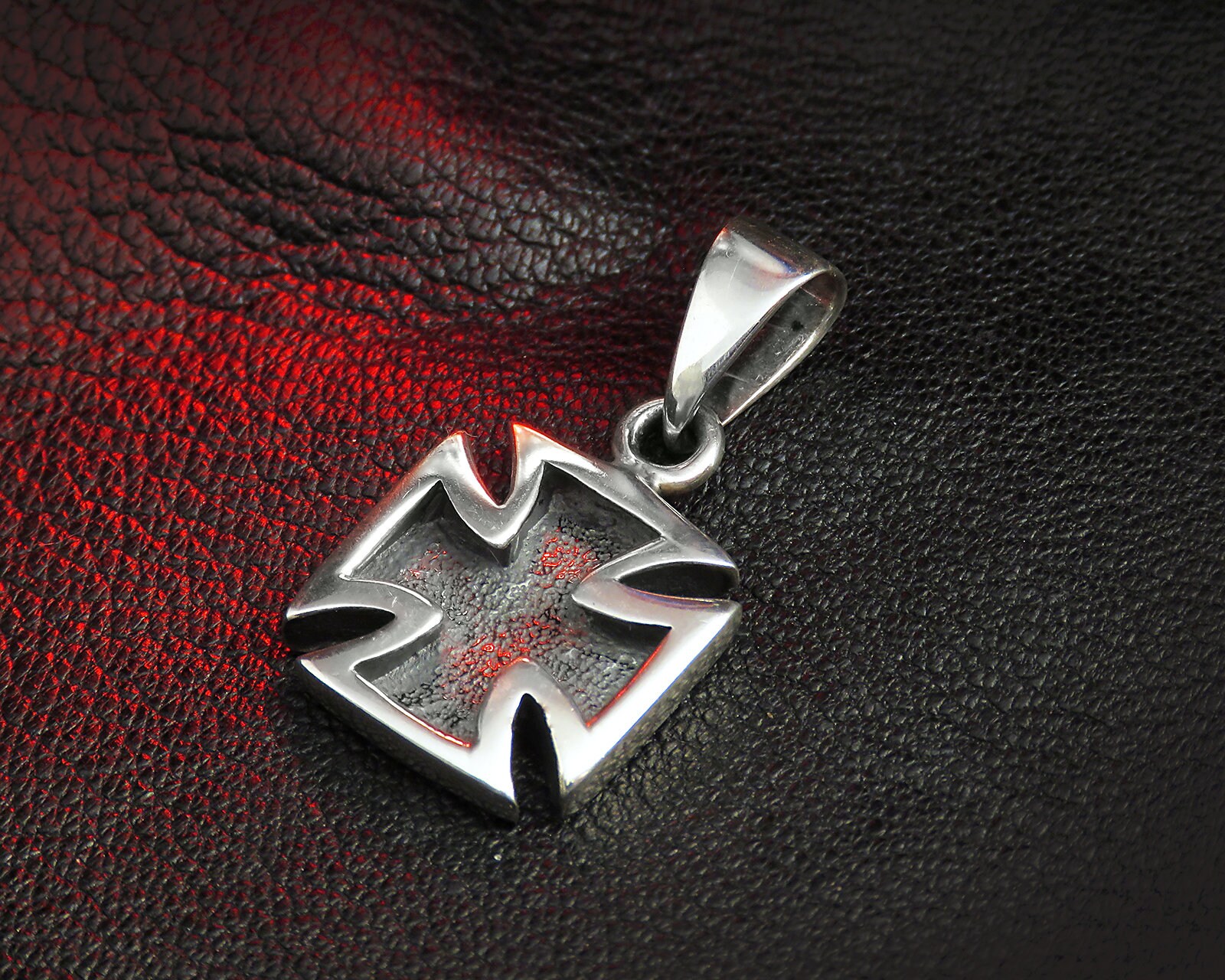 Sterling Silver Maltese Cross Pendant | Gothic Cross Necklace | Unisex ...