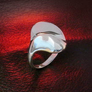 Sculptural Silver Statement Ring | Modern Curved Design | Handcrafted Artisan Jewelry | Unisex Gift