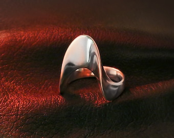 Sculptural Sterling Silver Wave Ring | Modern Statement Jewelry | Handcrafted Abstract Design