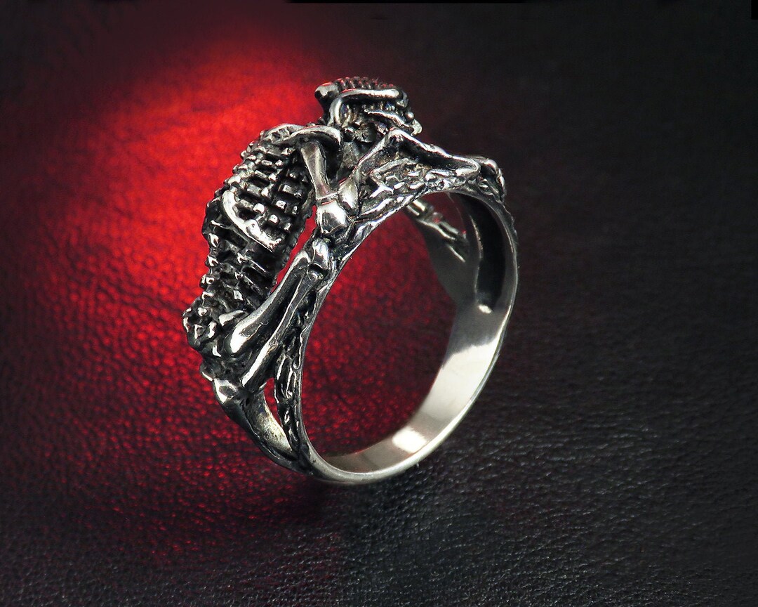 Skeleton Ring, H. R. Giger Inspired Jewelry, Horror Jewelry Skeleton Ring, H. R. Giger Inspired Jewelry, Horror Jewelry