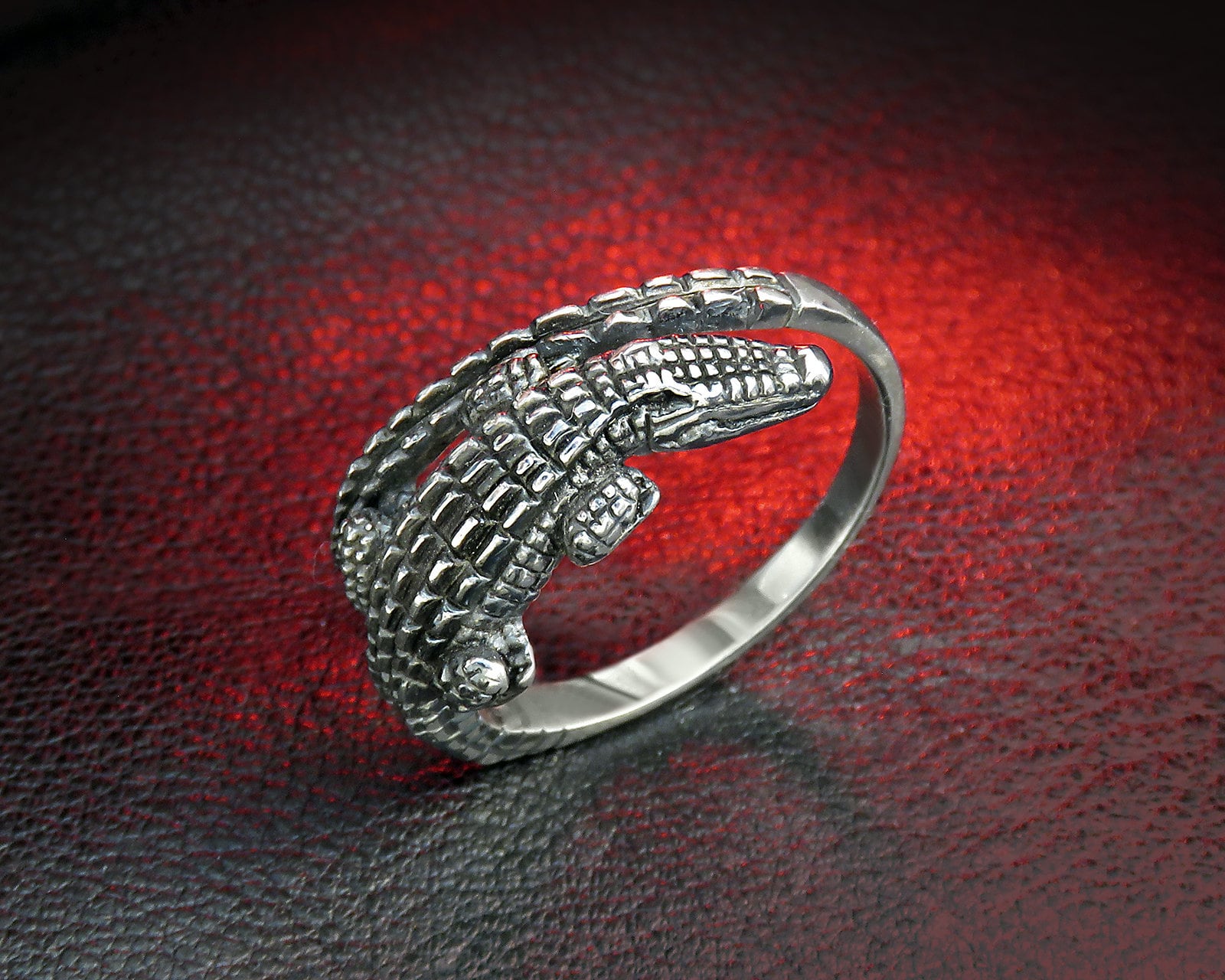 STERLING SILVER RING SOLID 925 CROCODILE NEW SIZE G V STERLING SILVER RING SOLID 925 CROCODILE NEW SIZE G V