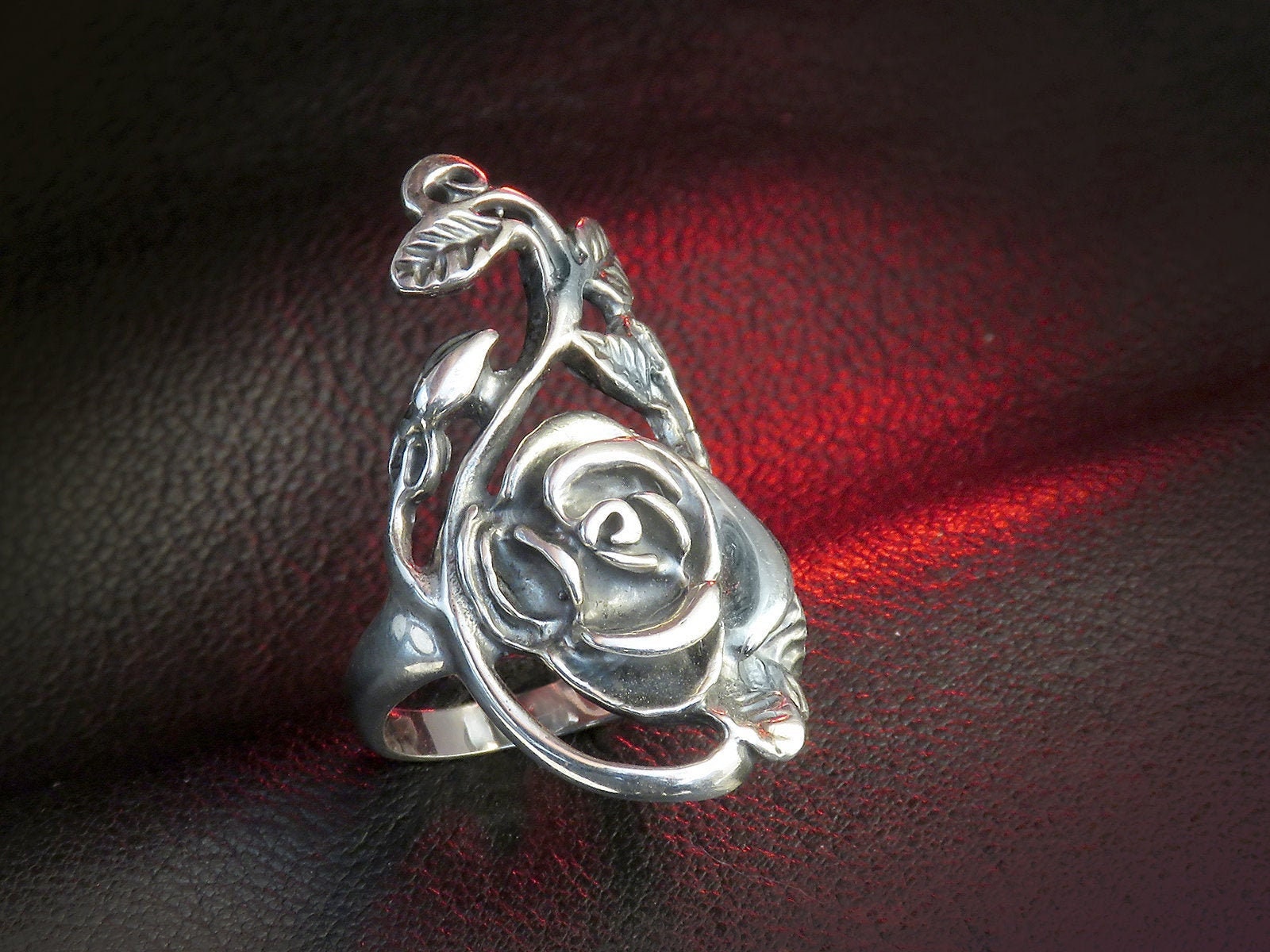 Bague Large En Acier Inoxydable Argentée - Style Gothique Vintage Avec Motif Rose, Taille Ajustable Pour Femme