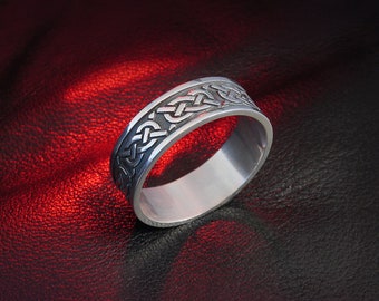 Oxidized Sterling Silver Celtic Knot Wedding Band