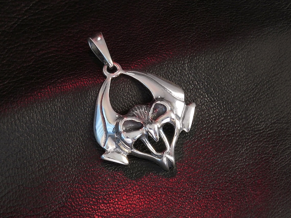 Juego De Collares Gótico Estilo Oscuro Con Diseño De Esqueleto Murciélago Corazón Mariposa Y Cruz En Aleación De Zinc Accesorios De Joyería Tema Oscuro