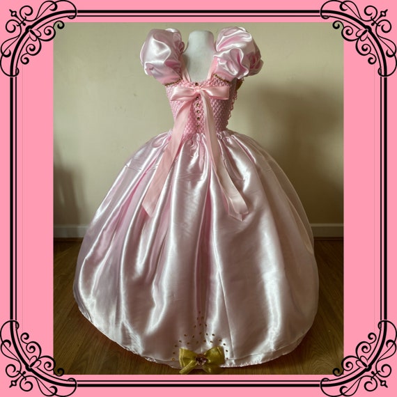 This item is unavailable -   Trajes de princesa, Vestidos de princesa  da disney, Fantasia da princesa jasmine