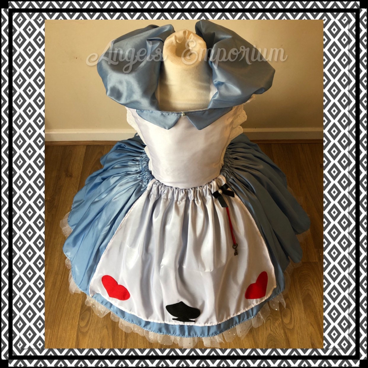 Alice In Wonderland Inspired Tutu Dress Costume Cosplay Sparkly Skirt Apron Birthday Tea Party Pageant Ball Gown Blue White Red Hearts Fancy Alice In Wonderland Inspired Tutu Dress Costume Cosplay Sparkly Skirt Apron Birthday Tea Party Pageant Ball Gown Blue White Red Hearts Fancy