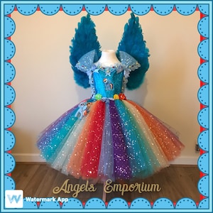 Regenbogen Pony Tutu Kleid mit Flügeln Schöne funkelnde kleine Pony Kostüm Festzug Gala Ballkleid Pferd Pony Einhorn Kleid