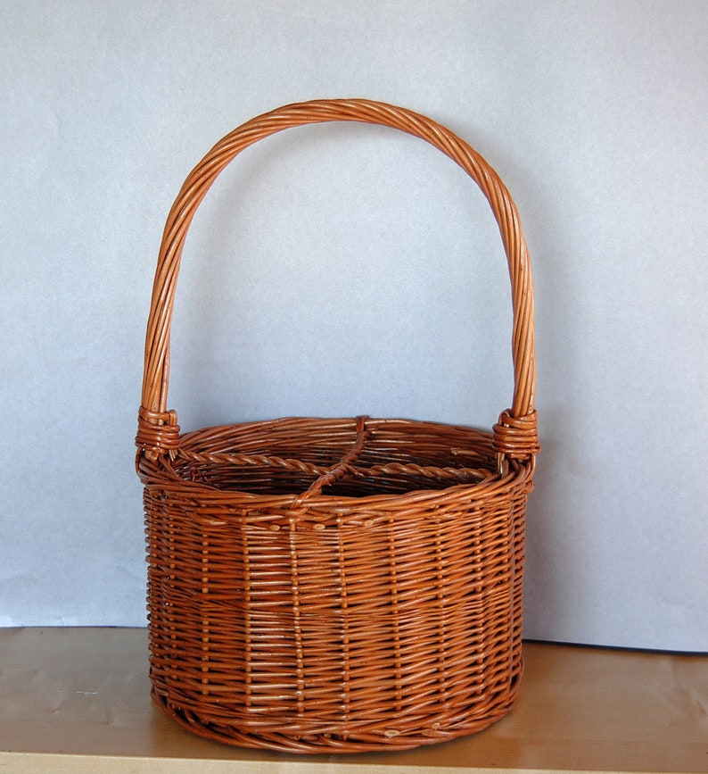 wicker bottle carrier