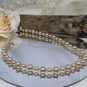 Retro Pearl Find, Vintage RMN  Faux Pearls Single Strand in Lustrous Cream w Gold Clasp, Rare Find, Great Pearl Accessory, Vintage Pearls