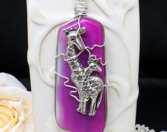 Original Design Giraffe Pendant on Fuchsia Pink Agate, Giraffe Lovers