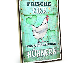 TypeStoff Holzschild mit Spruch - glückliche Hühner - im Vintagelook mit Zitat als Geschenk und Dekoration zum Thema Bauernhof - HS-00846