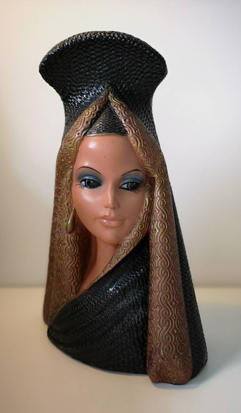 Retro Vintage Mid Century Tretchikoff Chalk Ware Spanish Lady Lamp