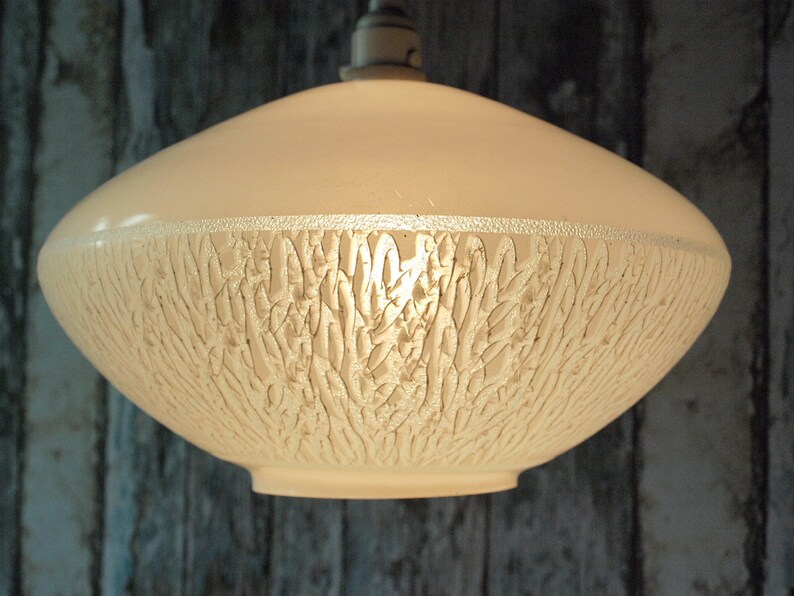 Mid Century Vintage Retro 1950s 60s Atomic Ufo Flying Saucer Pendant Glass Ceiling Light Shade