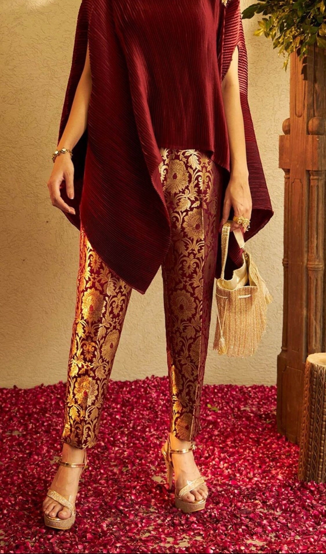 Buy Gorgeous Banarasi Brocade Co Ord Set For Women - Raisin