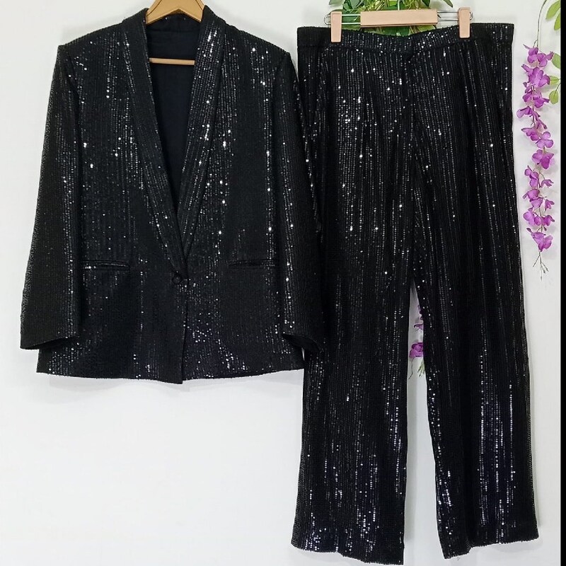 Lilith Black Two-Piece Pants Set with Gold Button Detail
