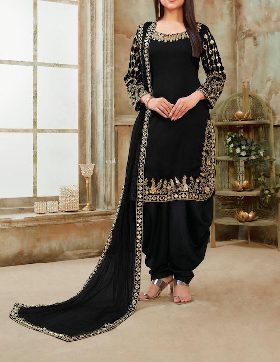 Punjabi suit | Stylish dresses for girls, Stylish girls photos, Dehati girl  photo