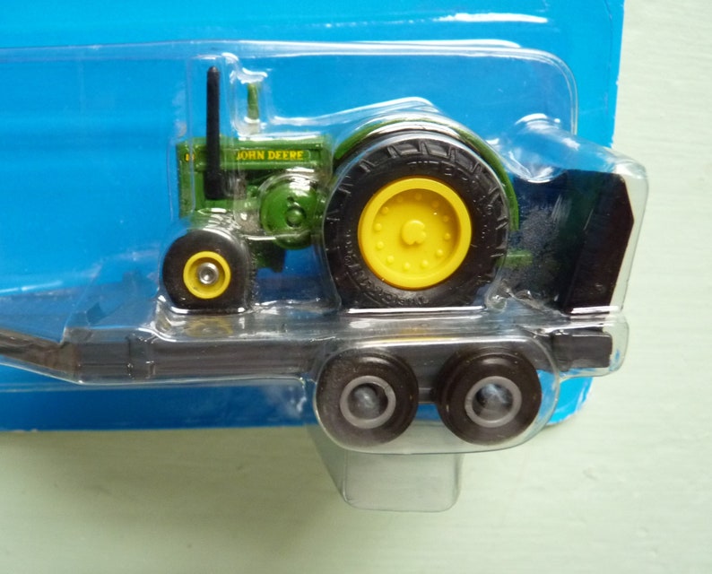 Toy Tractor NOS Vintage Diecast Farm Toy c1996 ERTL Farm Country John Deere 5924 Pickup with TractorTrailer John Deere EXCELLENT