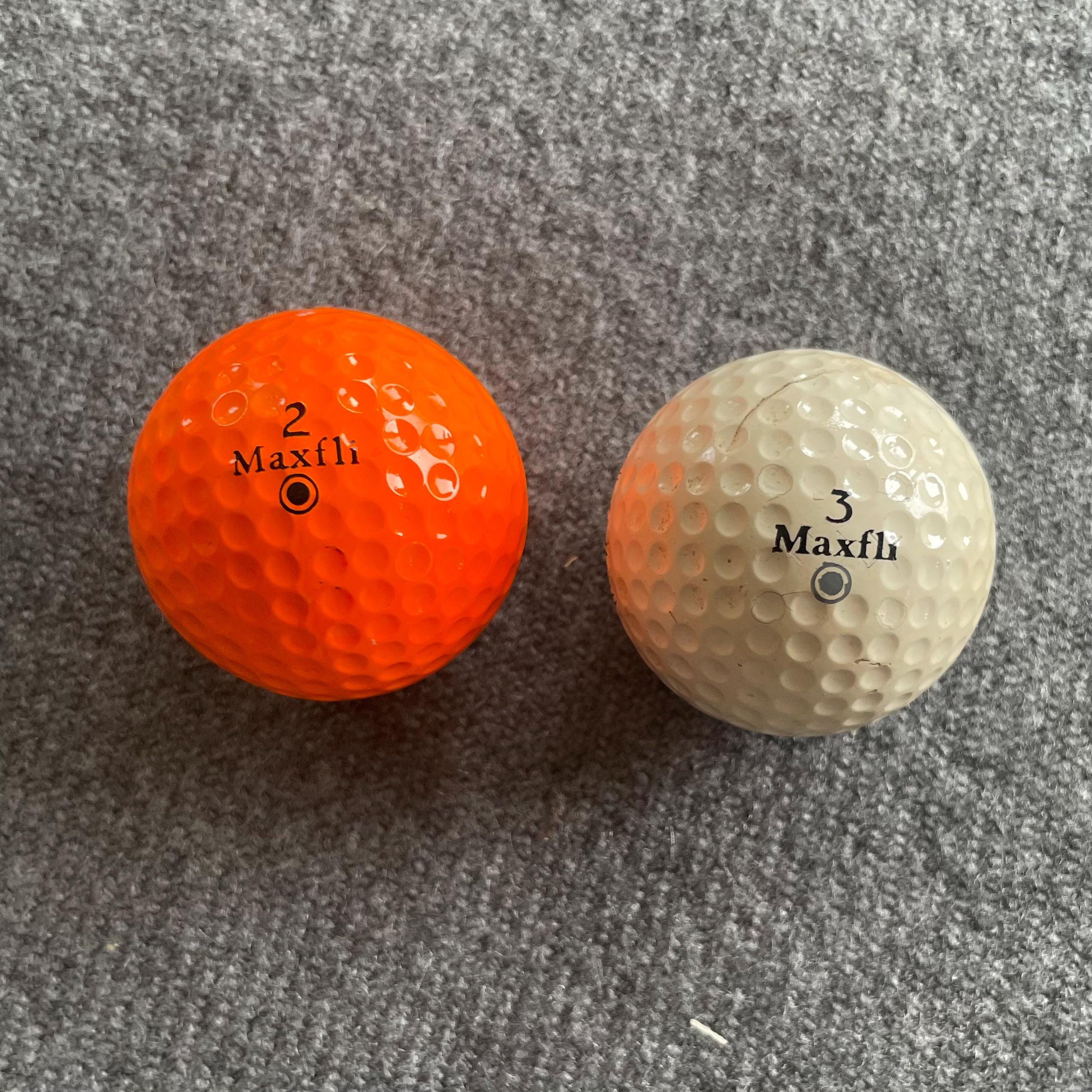 Vintage & Cool Pairing of Golf Balls Bel. From the 1980's, a