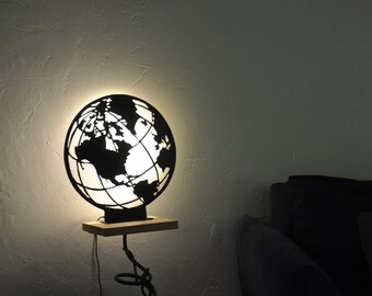 Lampe à poser mappemonde, lampe décorative en métal noir, fait main