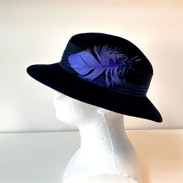 Vintage Black Women's Hat Traditional Cloche Art Deco Purple Decor Flat Brim Feather English Madam Felt Wool Autumn Fedora Lady Retro Hut