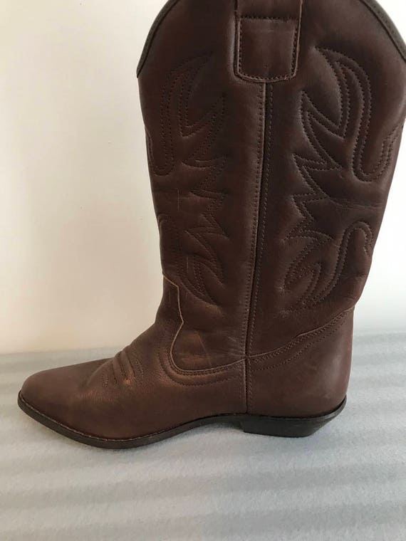 botas vaqueras de mujer bordadas