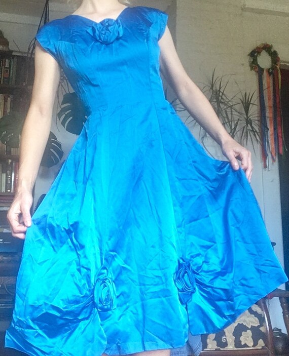 Vintage Handmade silk-satin sapphire blue pin-up 1