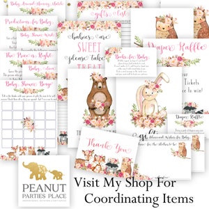Puede incluir: Un conjunto de juegos de baby shower imprimibles con animales del bosque y detalles florales. Los juegos incluyen un juego de memoria, predicciones para el beb&eacute;, bingo de baby shower, una lista de regalos, una rifa de pa&ntilde;ales y una tarjeta de agradecimiento. El texto "Babies care sweet please take a treat" aparece en una de las tarjetas. El texto "Visit My Shop For Coordinating Items" aparece en una tarjeta separada.