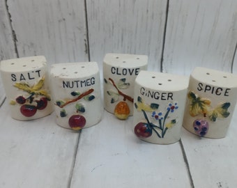 Vintage Japan Spice Shaker Jars Set of 5 Salt, Nutmeg, Spice, Clove & Ginger (4c)