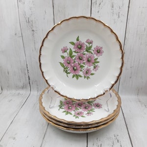 Vintage Geo53 Soup Bowl By WS George Set of 4 Pink Flowers w/ Green Leaves Gold Band and Scalloped Edge