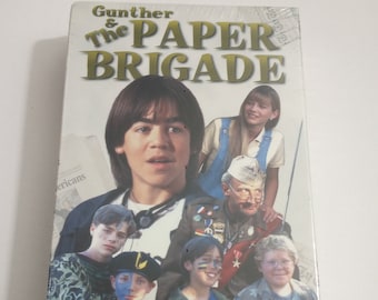 Vintage Gunther & the Paper Brigade Family Movie Videocassette New VHS (bb2)