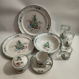 Vintage Country Christmas by International Christmas Tree Farm Animals Santa Claus  (su1)