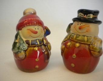 Snowman Salt & Pepper Shaker Christmas Tree and Candy Cane Holiday Decor (cb)