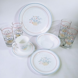 Vintage Country Cornflower by Corelle Dinnerware Blue Flowers Dots Ribbons Tan Basket (su1)