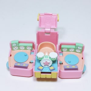 Vintage Bluebird Music Room Playset 1994  (eboxC)
