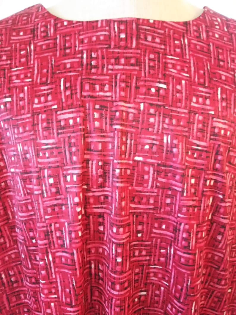 vc2 80s Vintage Stretchy Red /& Black Blouse Plus Size 2X Short Sleeves Block Pattern New