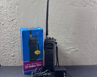 Radio Shack TRC-234 5-Watt 40-Channel CB Walkie-Talkie - CAT. 21-1678 Vtg