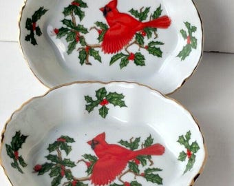 Vtg Christmas Cardinals By Lefton Oval Trinket Dish Holly Berries Japan Set Of 2