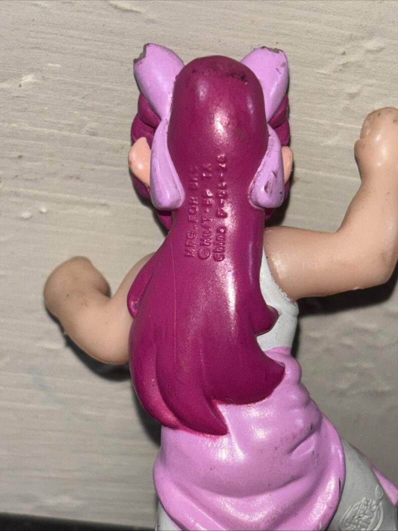2002 Mariah Wong Chen Mao 3" Burger King Anime Action Figure Beyblade Bey Blade image 5