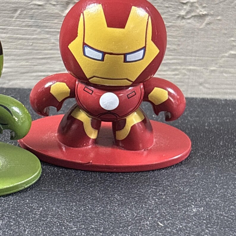 3 Hasbro Marvel Avengers Assemble Micro Muggs Hulk Thor & Iron Man Bild 4