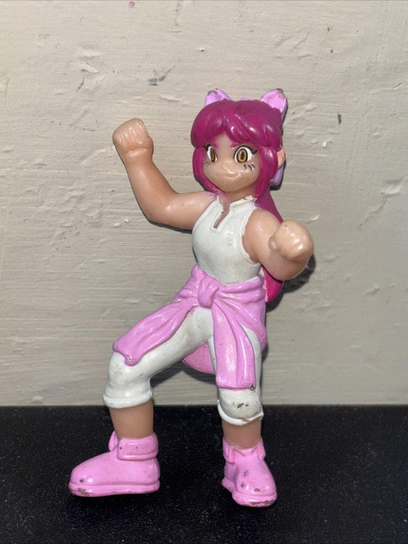 2002 Mariah Wong Chen Mao 3" Burger King Anime Action Figure Beyblade Bey Blade image 2