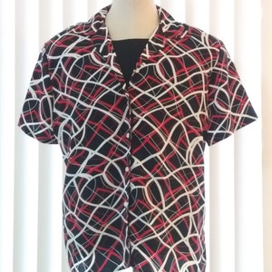 80s Spiral Blouse Black Red & White Vintage Size XL Short Sleeves with Shoulder Pads  (vc2)